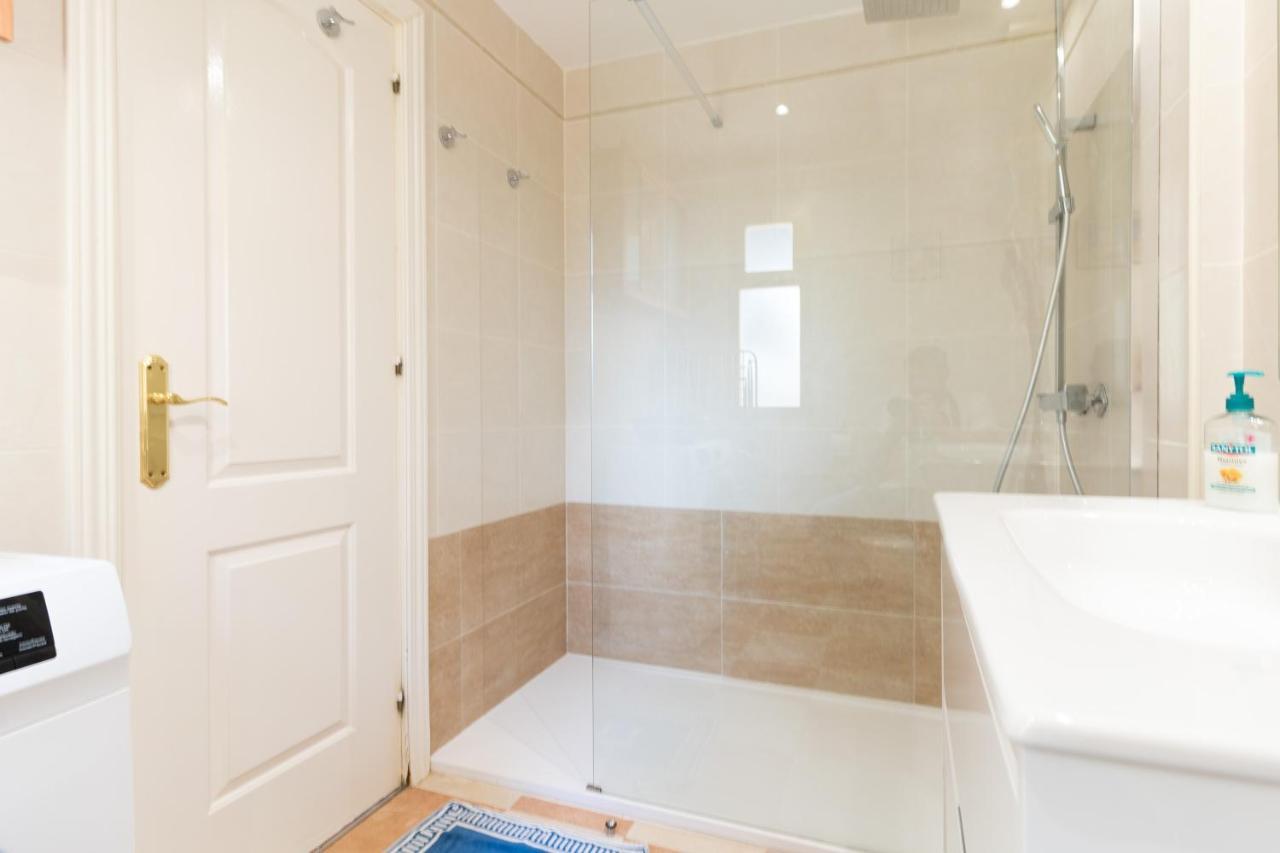 Ferienwohnung Romana Playa Studio With Sea View Marbella Exterior foto